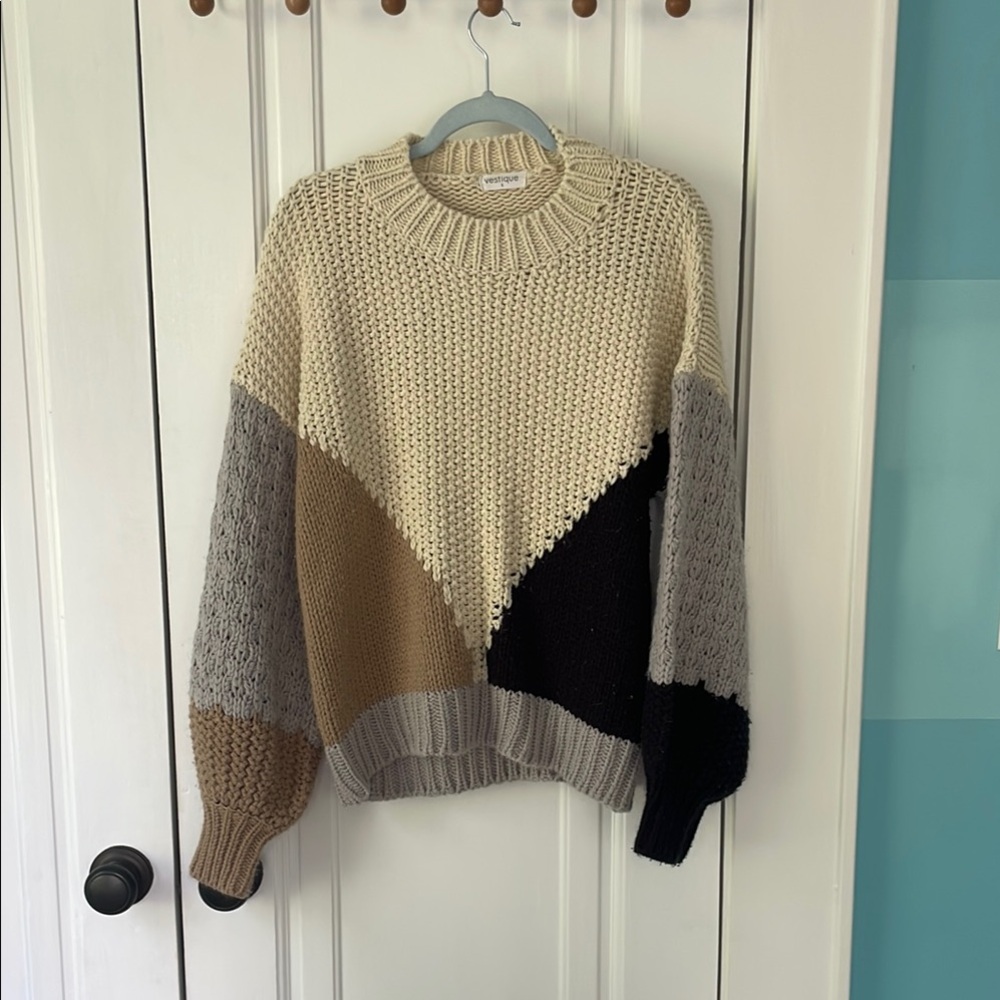 Vestique Cream and Brown Crew Neck Sweater